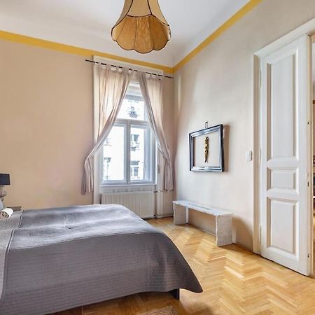 Bourgeois Boheme Apt. 88 M² City Center Будапешт Екстер'єр фото
